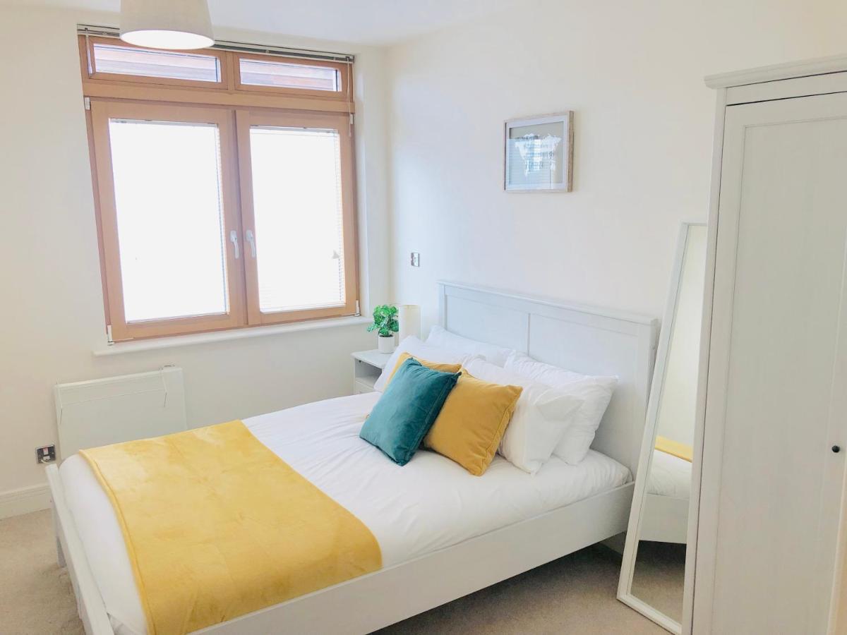Centre Of Birmingham, 2 Bedroom - Perfect For Families, Group, Or Business Exterior photo