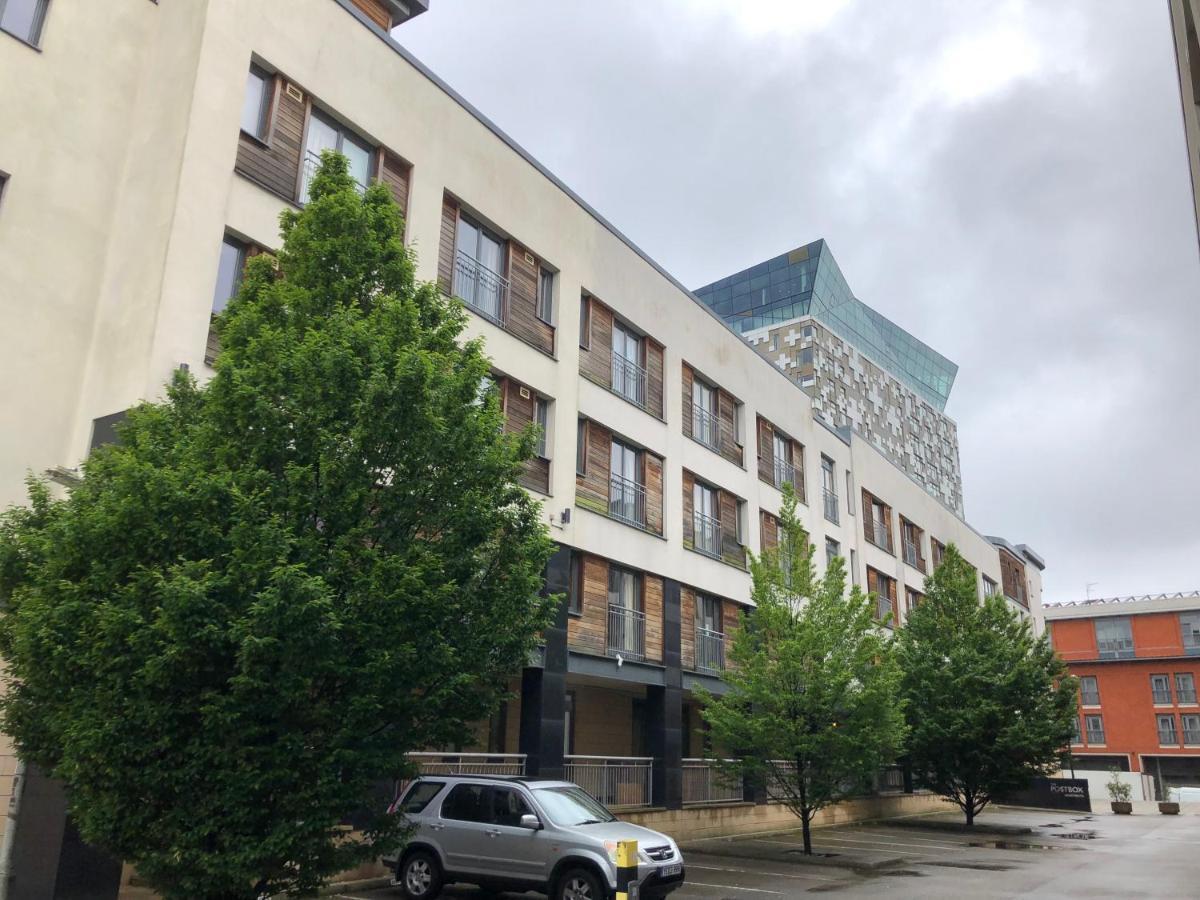 Centre Of Birmingham, 2 Bedroom - Perfect For Families, Group, Or Business Exterior photo